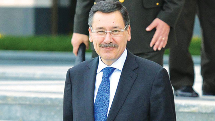 Melih Gökçeke ihaleyle 60 kişilik koruma ekibi Melih Gökçeke ihaleyle 60 kişilik koruma ekibi