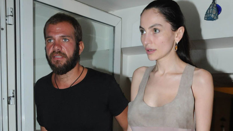 Günay Musayeva ile Tolga Karel evlerini ayırdı