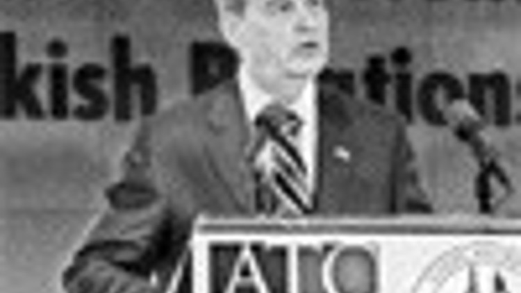 Military chief pledges to fight until the end