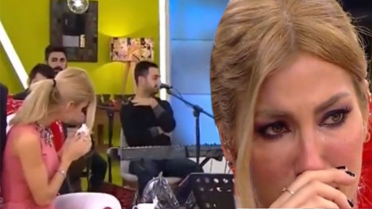 Çağla Şikel ağlayarak canlı yayını terk etti