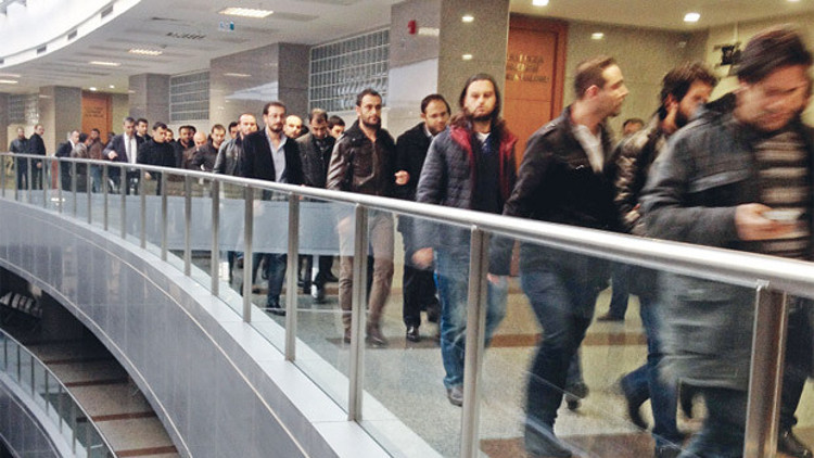 Tek sıra Metris’e