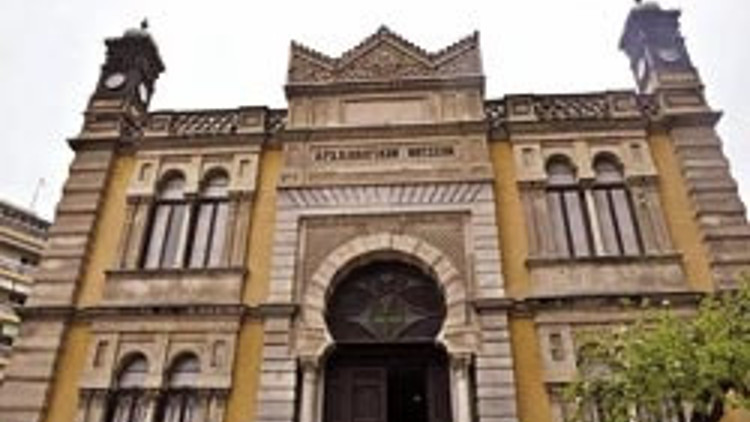 90 yıl sonra ilk namaz