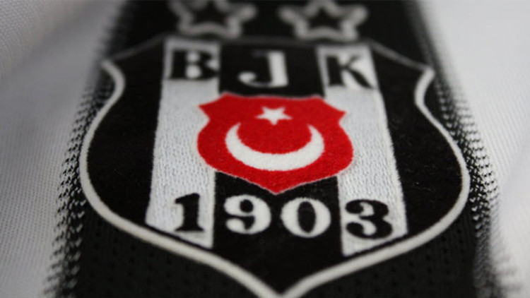 Beşiktaşta Opare ve Tolgayın lisansları çıkarıldı Beşiktaşta Opare ve Tolgayın lisansları çıkarıldı