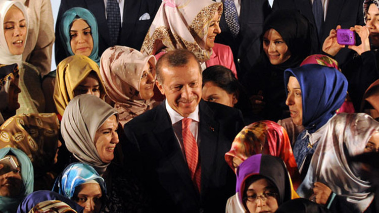 Kızlara mesaj:Nasibinizi bulunca seçici olmayın Kızlara mesaj:Nasibinizi bulunca seçici olmayın