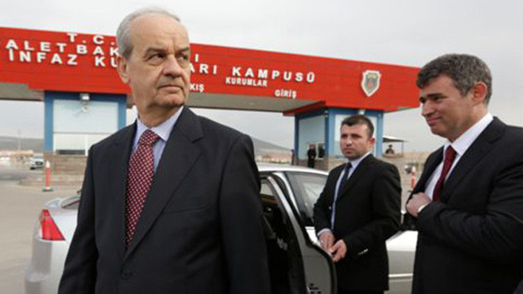 Başbuğ: Siz o kararı savunamazsınız