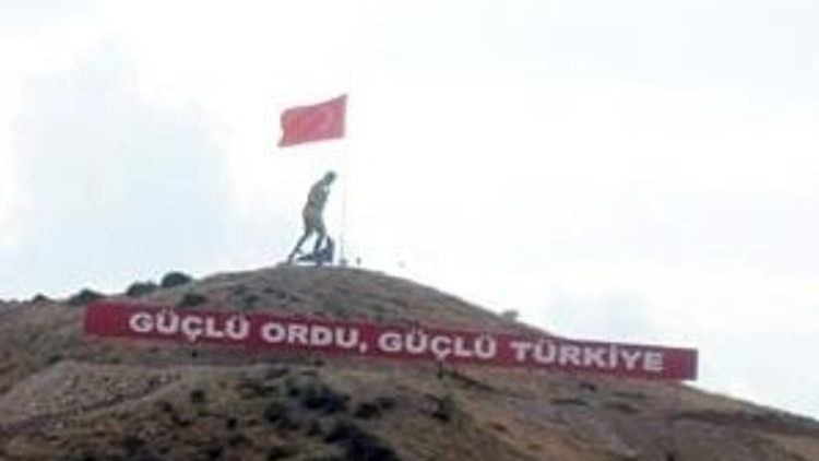 Yeni slogan kışlalarda Yeni slogan kışlalarda