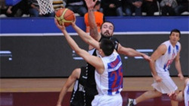Beşiktaş TOFAŞ ı devirdi