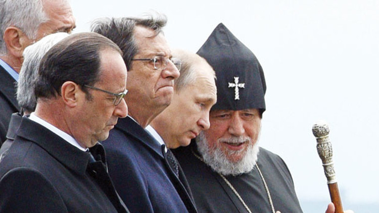 Erivan’da Putin’li Hollande’lı anma