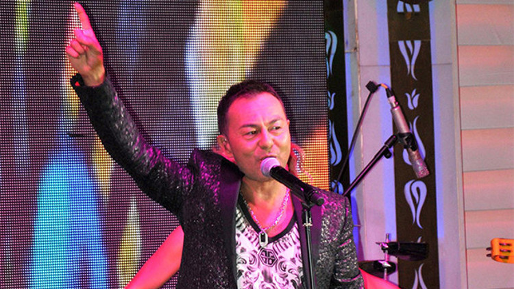 Serdar Ortaçtan hayranlarına Evlenin çağrısı Serdar Ortaçtan hayranlarına Evlenin çağrısı