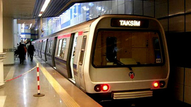 İstanbulda metro seferleri gece de sürsün