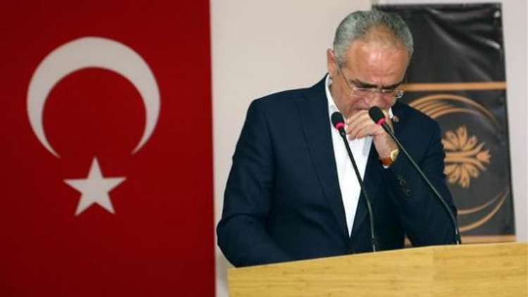 Bakan Yalçın Topçu ağladı