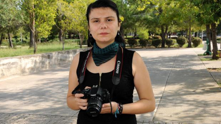 O görüntüyü çeken üniversiteli Melike: Halayı çekerken patlama kadrajıma girmiş