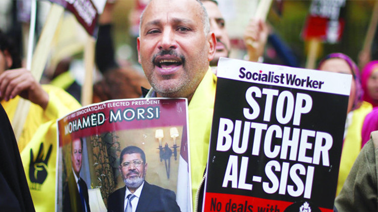 Sisi’ye Londra’da protesto