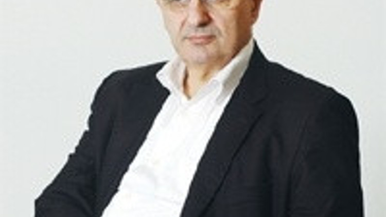 Hiç eksilmeyen devrimci bir ruh taşıdım Hiç eksilmeyen devrimci bir ruh taşıdım
