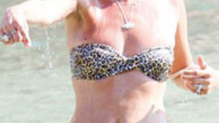 Kate Moss yolculuğu Kate Moss yolculuğu