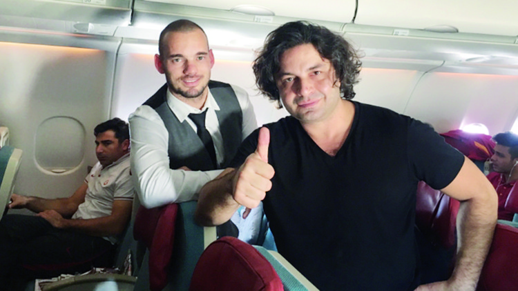 Melankolikler Caddesi’nde yıkıldık ama ölmedik Melankolikler Caddesi’nde yıkıldık ama ölmedik