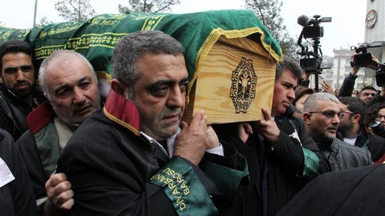 Tahir Elçi son yolculuğuna uğurlandı Tahir Elçi son yolculuğuna uğurlandı