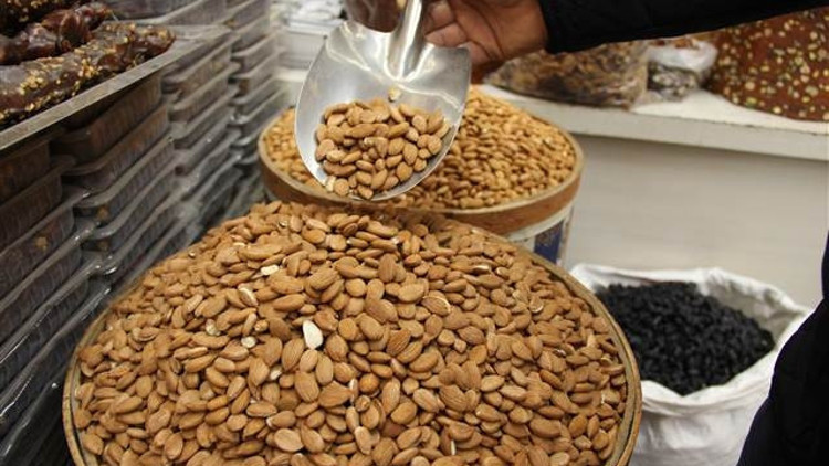 Kayısı çekirdeğine talep arttı