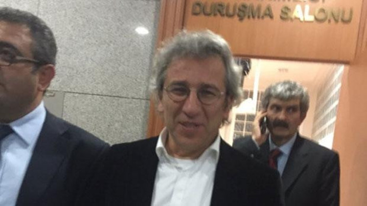 Can Dündar’dan savunma: Dürüstler, usulsüzlük yapanlar kadar cesur olmakla yükümlüdür Can Dündar’dan savunma: Dürüstler, usulsüzlük yapanlar kadar cesur olmakla yükümlüdür