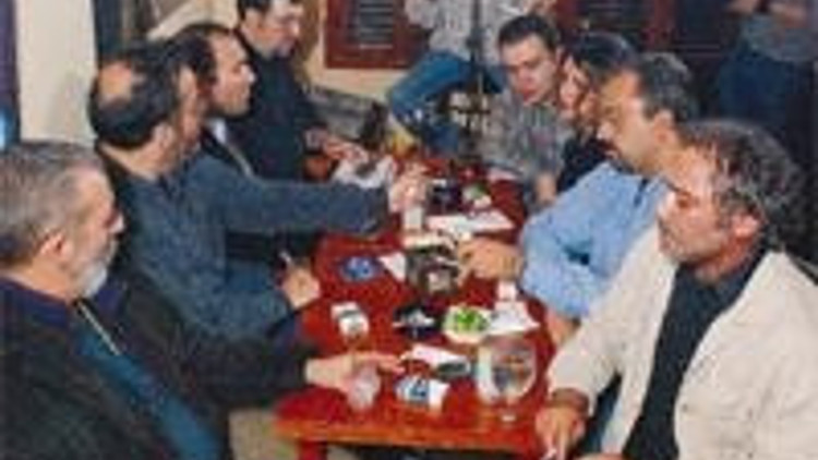 Küçük İskender’li şiir matinesi