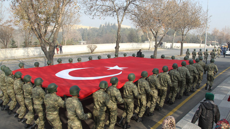96 yıl sonra da Ata’ya coşkulu karşılama 96 yıl sonra da Ata’ya coşkulu karşılama