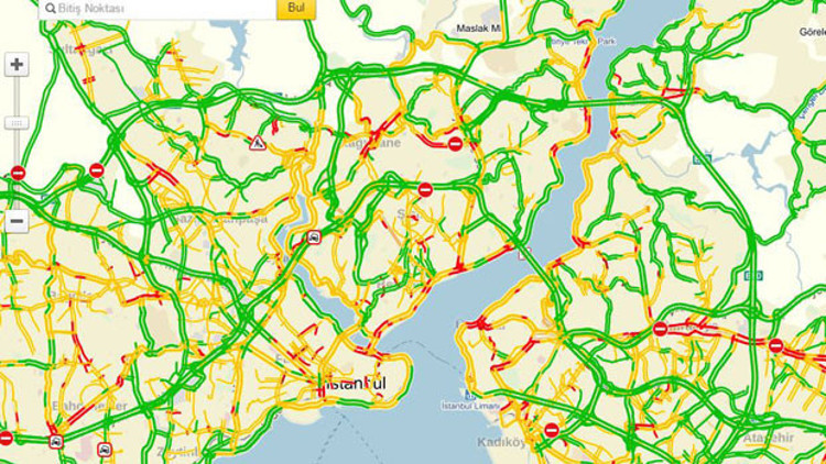 İstanbulda yemyeşil bir sabah