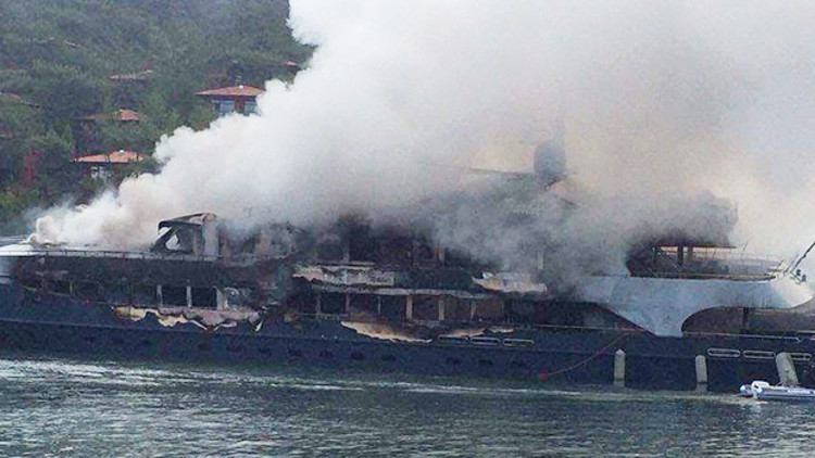 Ünal Aysalın 80 milyonluk yatı kül oldu