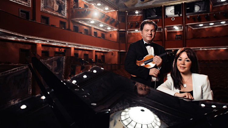 Türkülerden tangolara: Cihat Aşkın ve Mehru Ensari