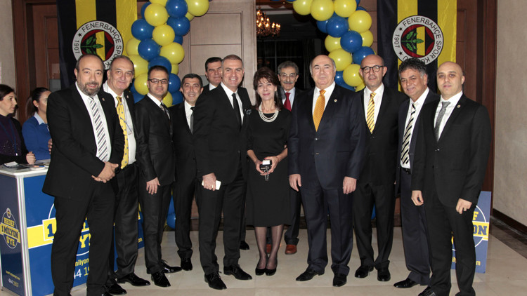 Fenerlilerden birlik gecesi