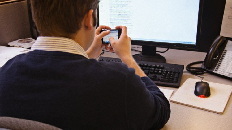 İşvereniniz mesainiz boyunca mesajlarınızı okuyabilir