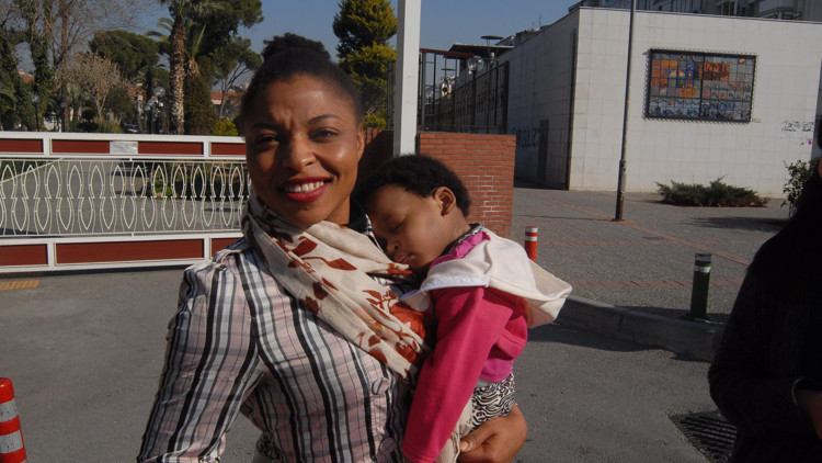 Alima bambaşka bir hayata başladı Alima bambaşka bir hayata başladı