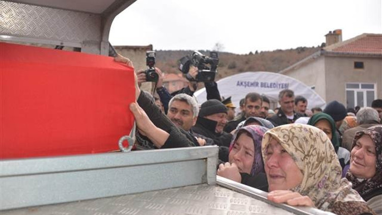 Şehitlerimizi uğurluyoruz