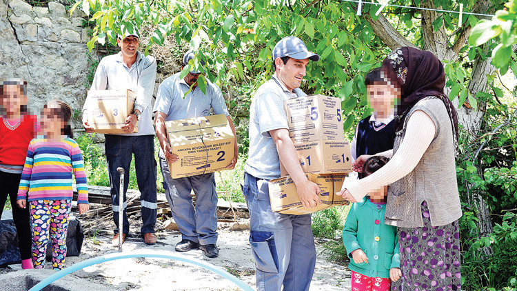 Dar gelirliye 4 milyon 339 bin paket