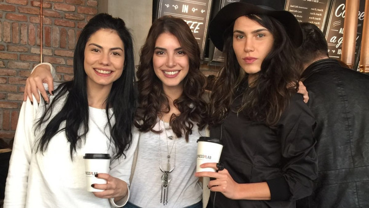 Deniz Baysal kahveci oldu