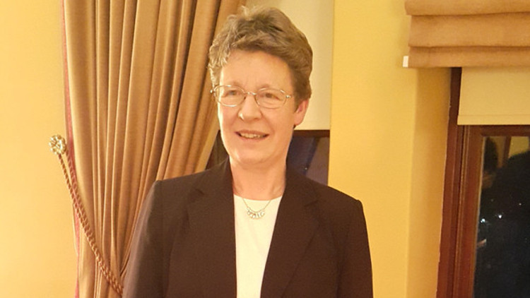Pulsarları keşfeden Prof. Jocelyn Bell Burnell: “Amacınıza ulaşana kadar yılmadan çalışın” Pulsarları keşfeden Prof. Jocelyn Bell Burnell: “Amacınıza ulaşana kadar yılmadan çalışın”