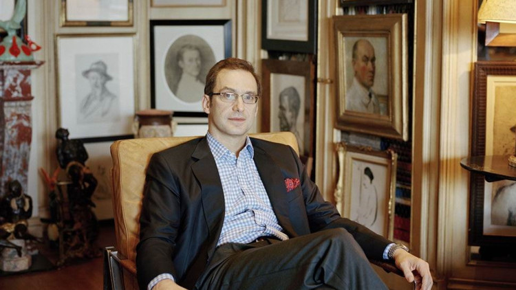 Deva nâ-pezir sanat âşığı, kendine özgü işadamı: Ömer Koç Deva nâ-pezir sanat âşığı, kendine özgü işadamı: Ömer Koç