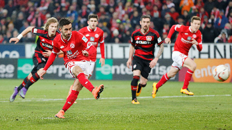 Yunus attı, Mainz 05 kazandı