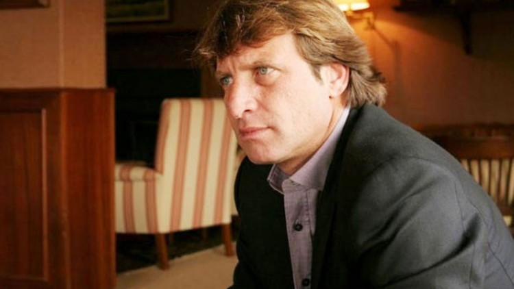 Kaya Çilingiroğlu: Kadınlar trafikten men edilsin Kaya Çilingiroğlu: Kadınlar trafikten men edilsin