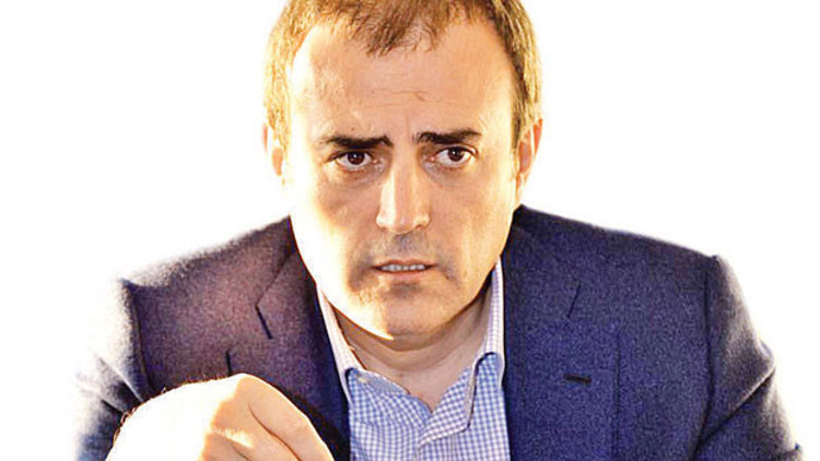 Sanatçının memur olmasına karşıyım