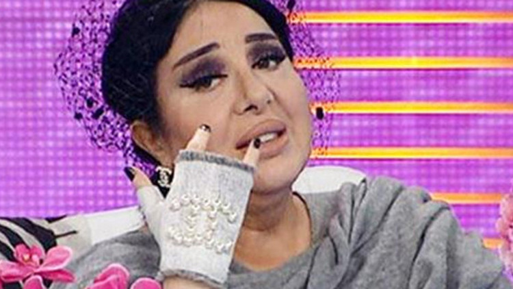Nur Yerlitaş kimdir Nur Yerlitaş kimdir