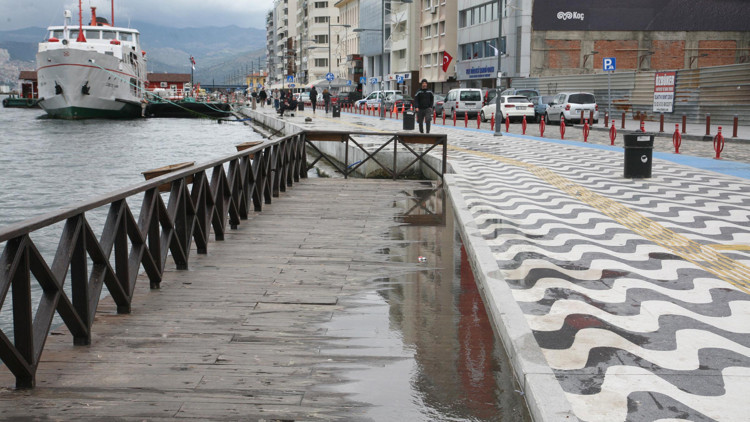 Seyir terasları bakıma alındı