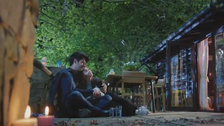 Kara Sevda 27. son bölümde şoke eden gelişme