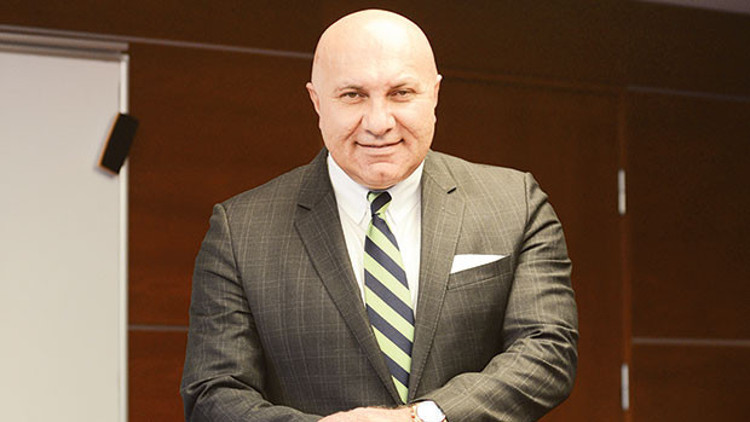 Doğumda İSMAİL okulda YÜKSEL  ‘iş’te ROBERT