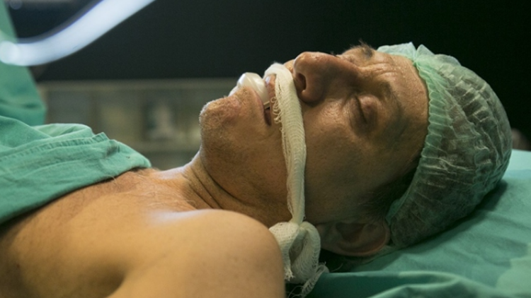 Arka Sokaklar 400. bölümde Hüsnü şehit mi olacak | Fragman İzle