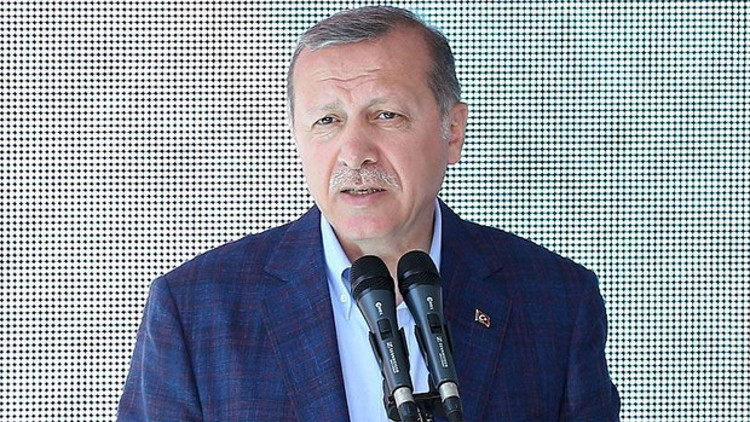 Erdoğan: Anneliği reddeden kadın eksiktir, yarımdır