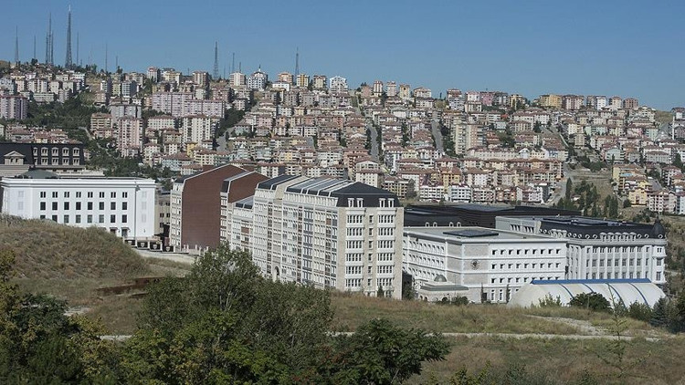 Turgut Özal ve İpek Üniversiteleri kurucu vakıflarına kayyum atandı