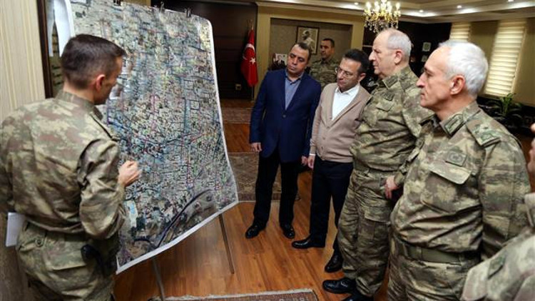 Korgeneral İbrahim Yılmaz gözaltına alındı Korgeneral İbrahim Yılmaz gözaltına alındı