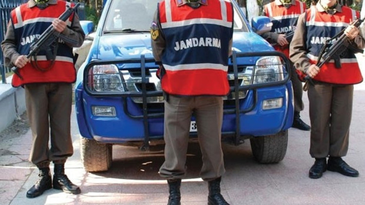 Jandarma ve Sahil Güvenlik İçişlerine bağlandı