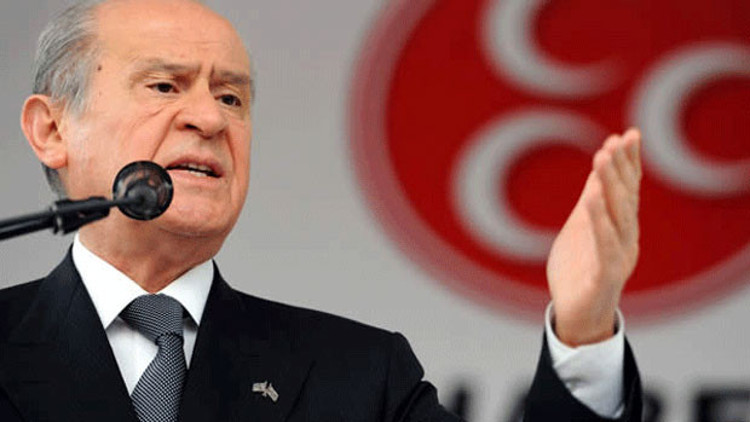 Bahçeli: Vatan nöbeti bekleyenlere parmak sallanmasın
