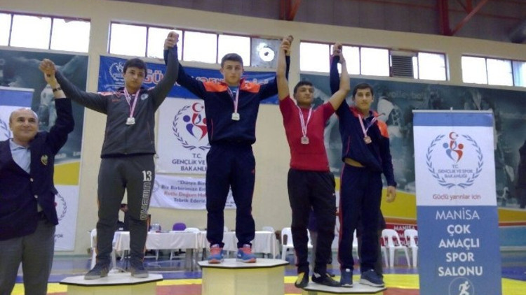 Güreş’te Türkiye Şampiyonu Gaziantep’ten